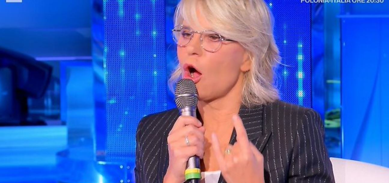 maria de filippi domenica in