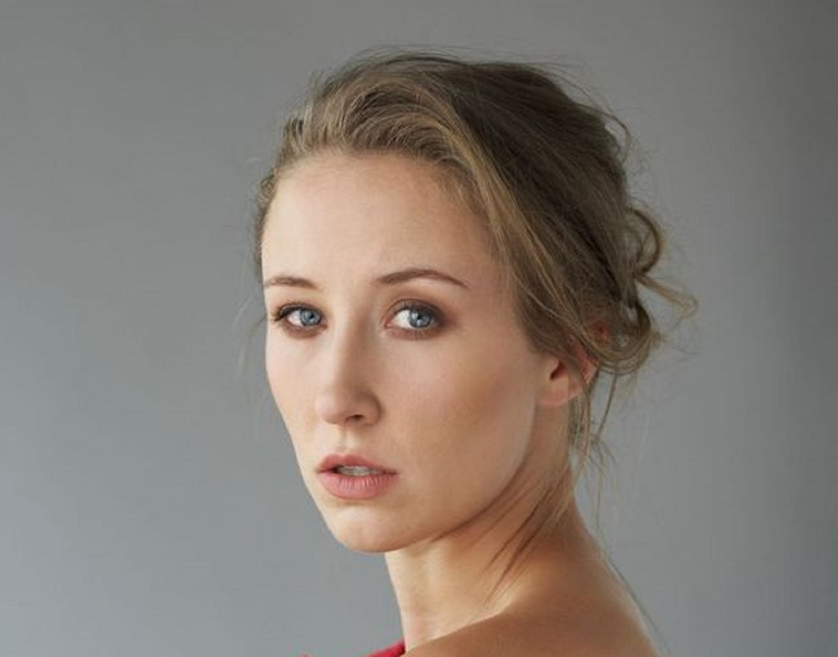 erin doherty chi e