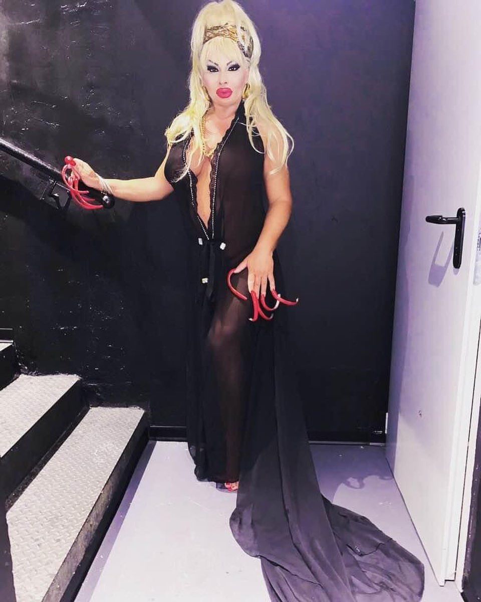 elenoire ferruzzi chi e