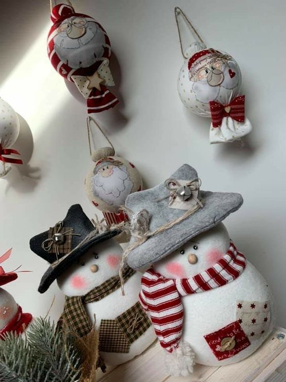 come decorare l'albero di natale 2020