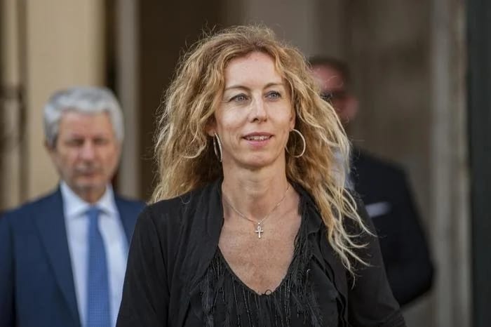 erika stefani chi &egrave;