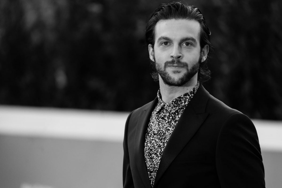 guida astrologica per cuori infranti netflix