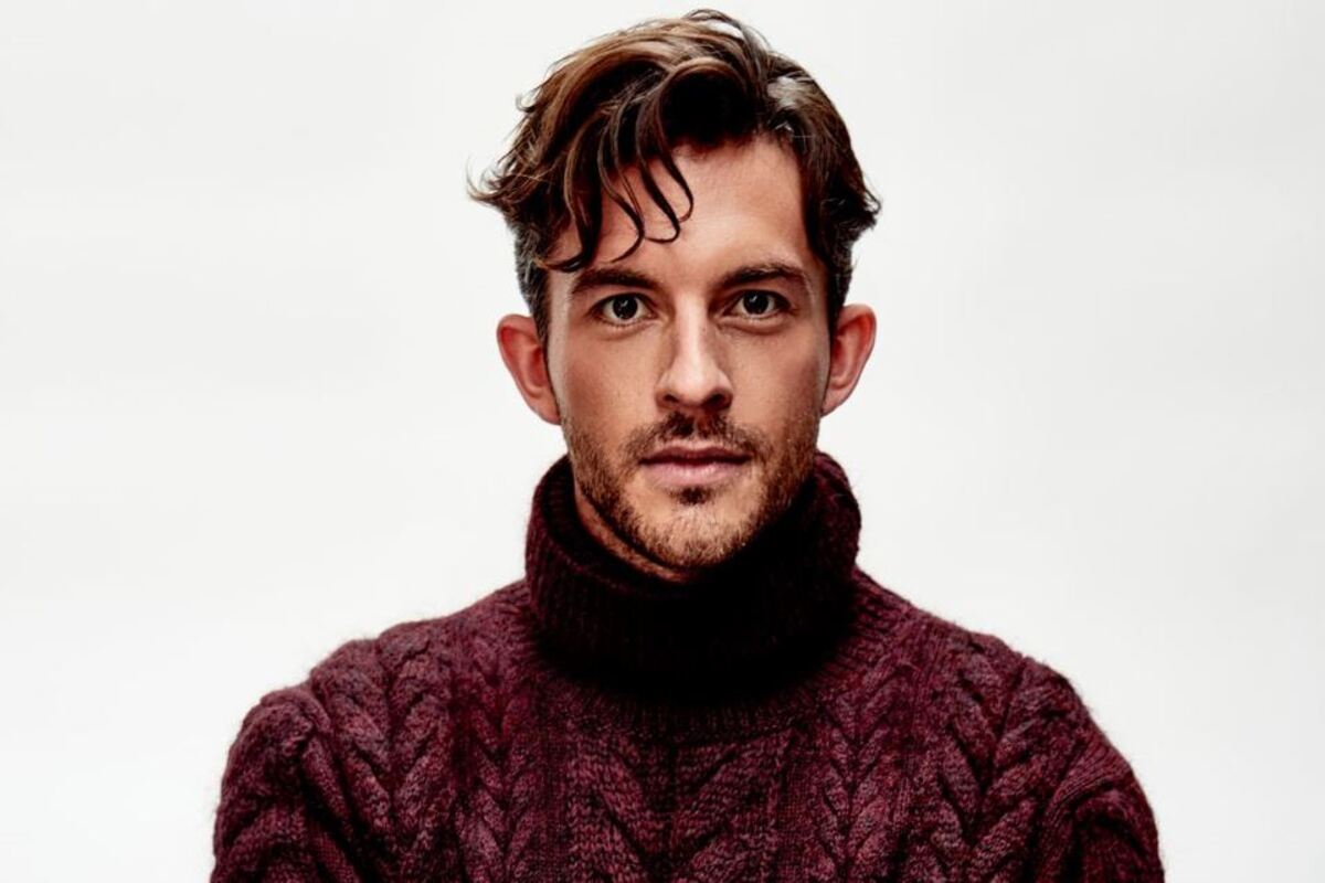 jonathan bailey coming out