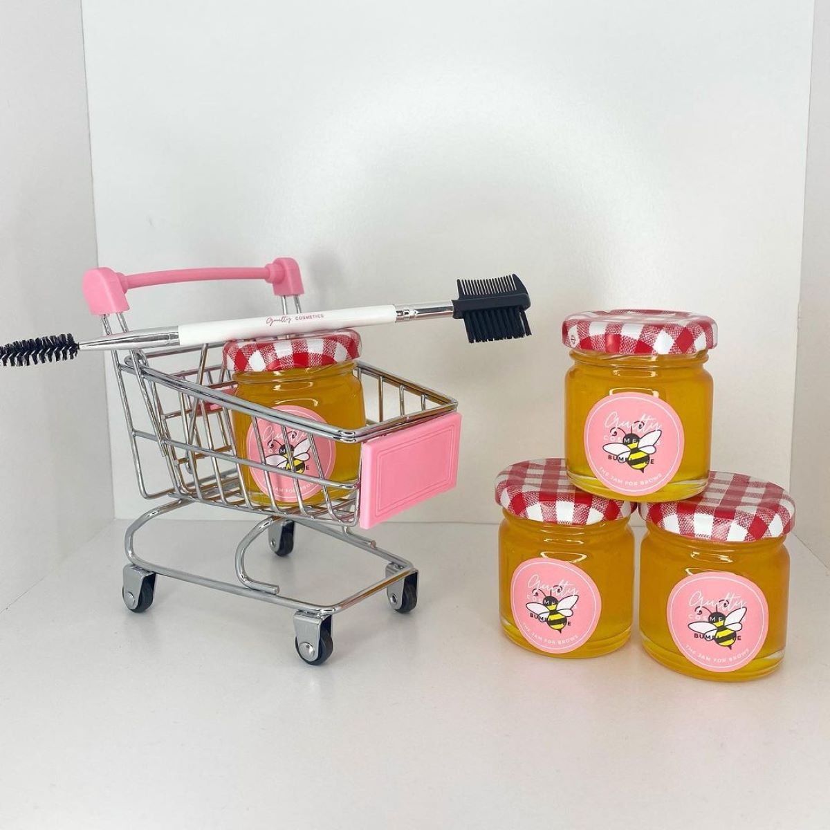 soap brows tendenza sopracciglia insaponate