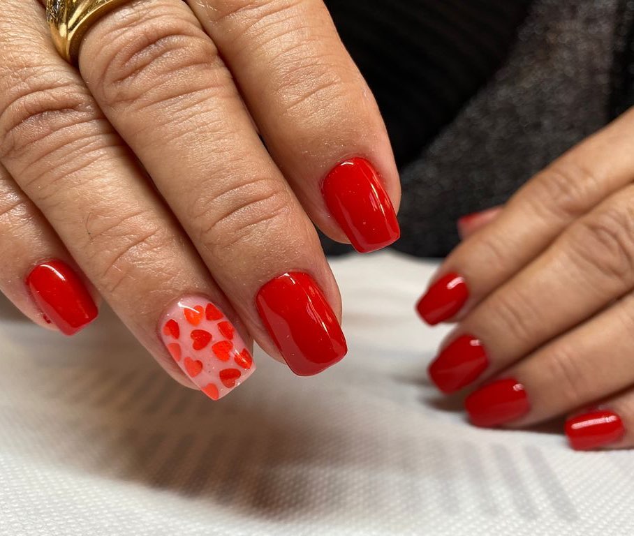 unghie san valentino cuori