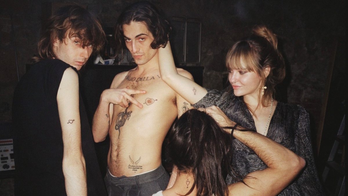 victoria de angelis chi &egrave;