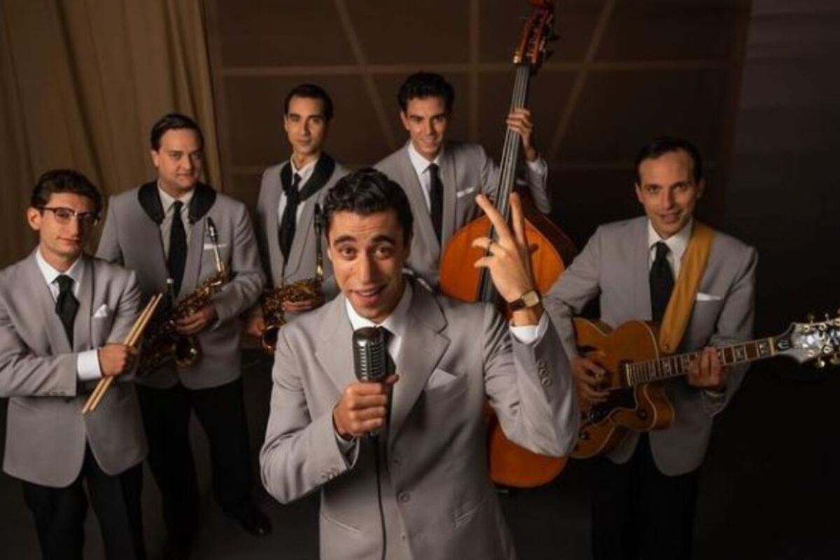 carosello carosone trama