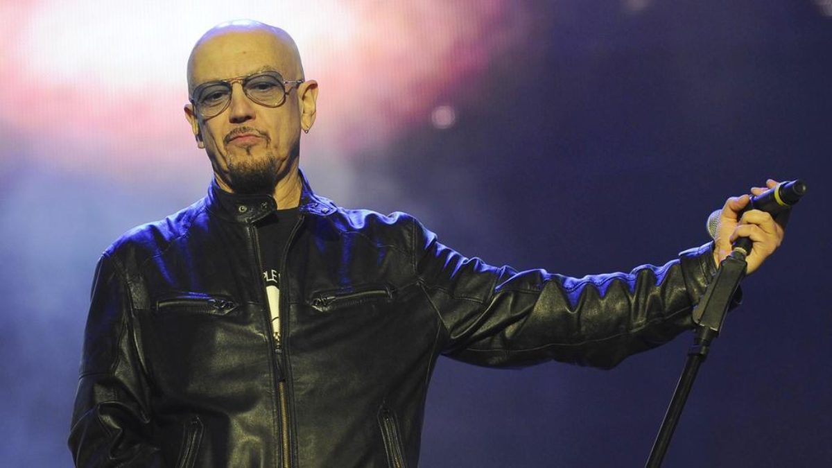 enrico ruggeri cocaina