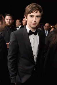 freddie highmore chi &egrave;