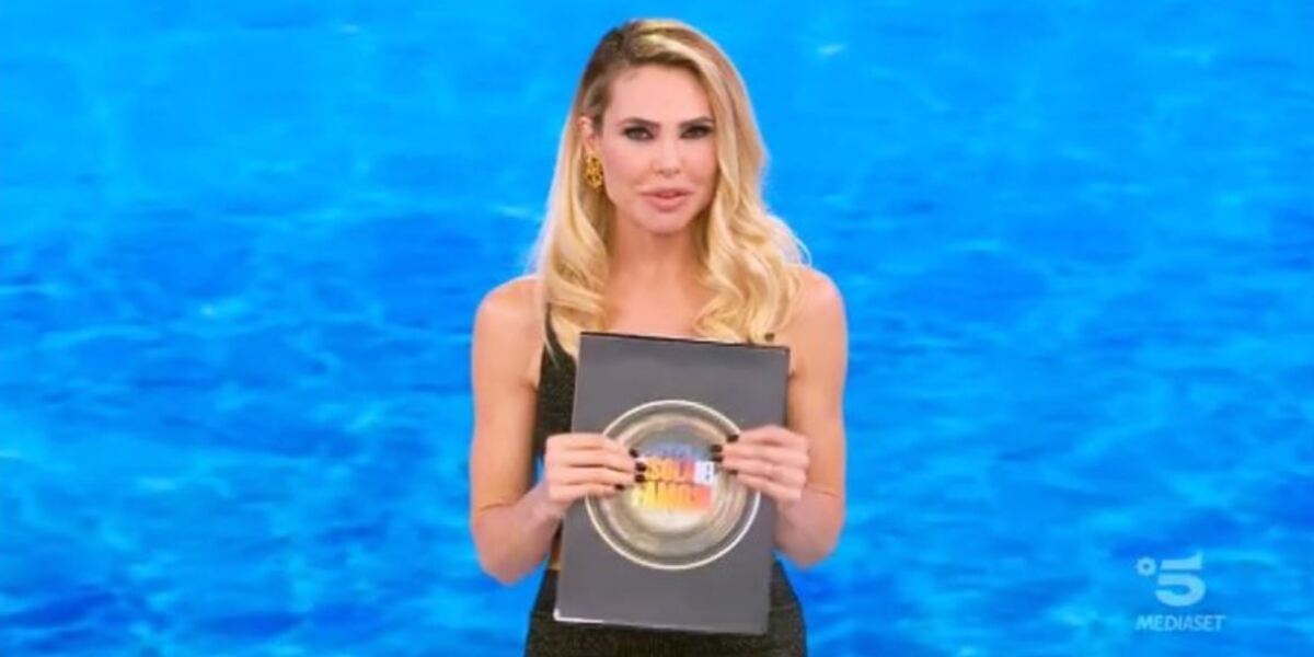 isola dei famosi ilary blasi look quarta puntata