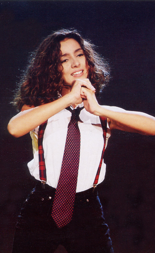 chi &egrave; ambra angiolini