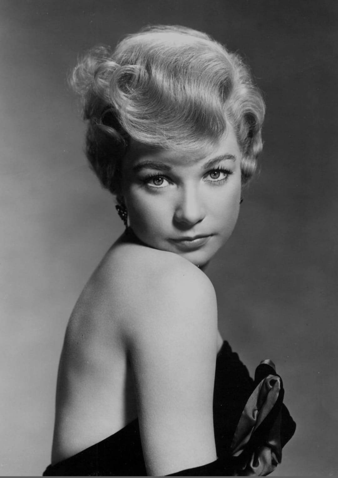 chi &egrave; shirley maclaine