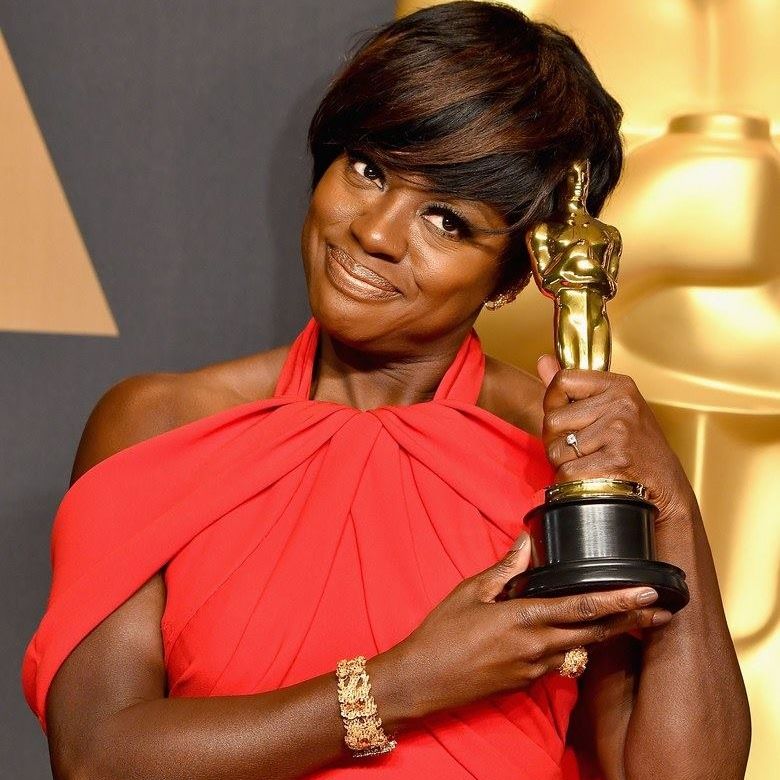 viola davis chi &egrave;