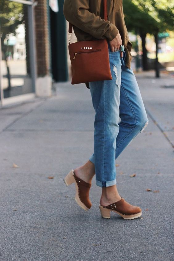 zoccoli in legno trend estate 2021