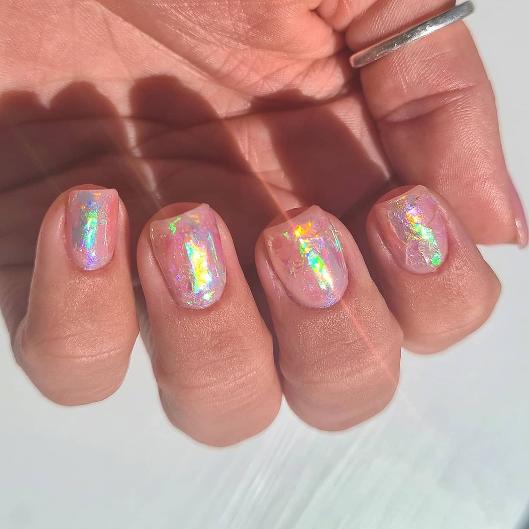 aurora nails trend