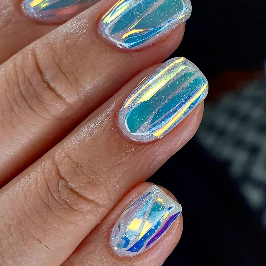 aurora nails trend