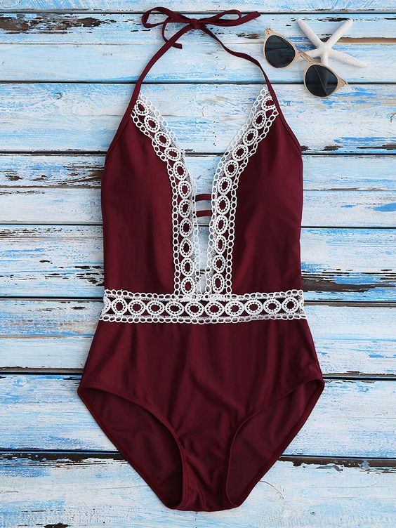 come scegliere il costume adatto al proprio fisico