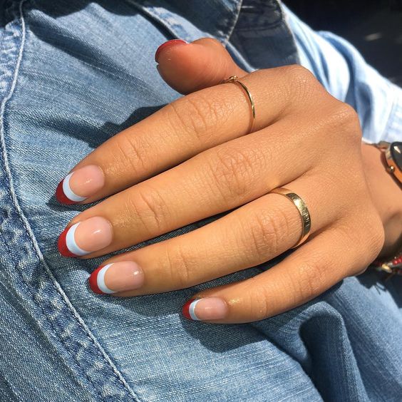 french manicure colorata