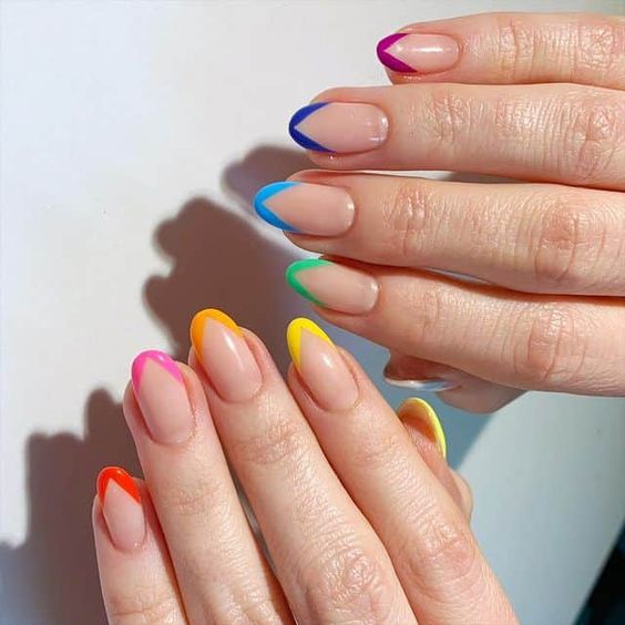 french manicure colorata