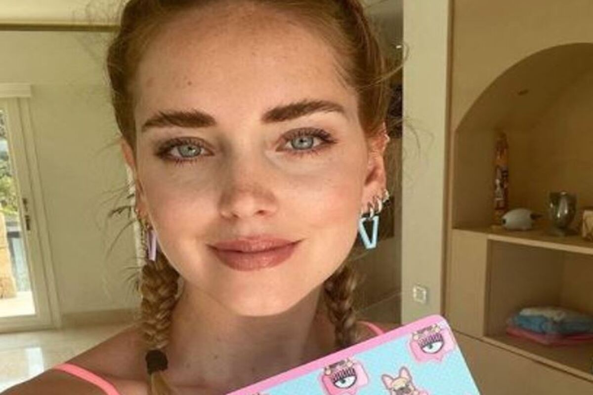 chiara ferragni linea scuola