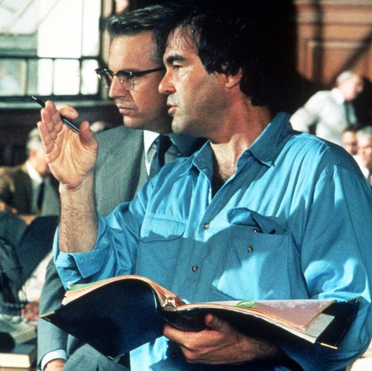 Chi è Oliver Stone