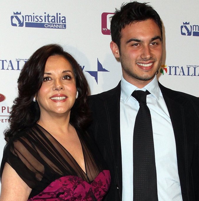 nicola pisu chi &egrave;