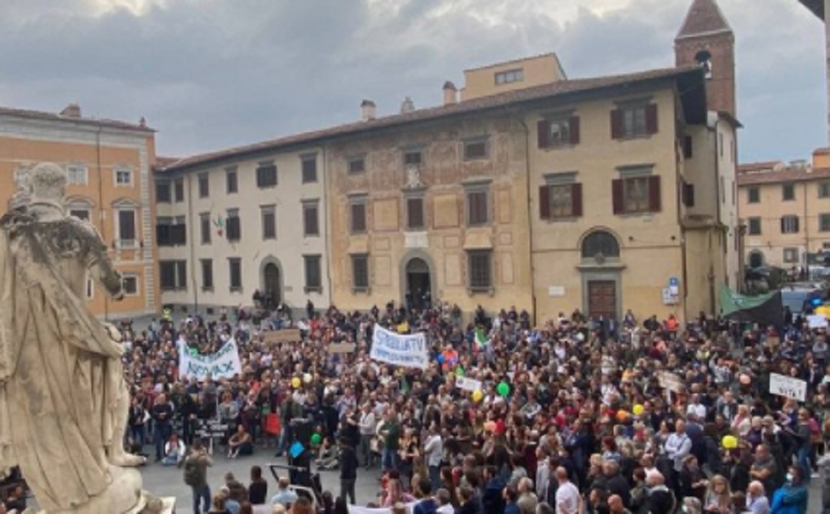 Napoli manifestazioni green pass