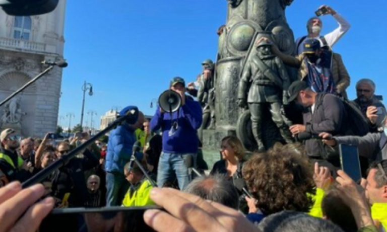 Portuale No green pass ricoverato