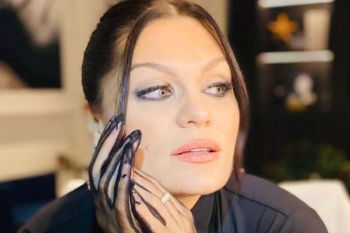 jessie j aborto