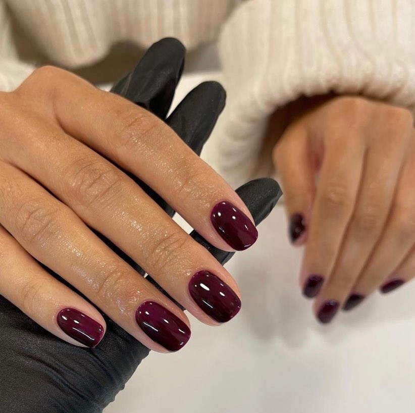 unghie rosse natalizie