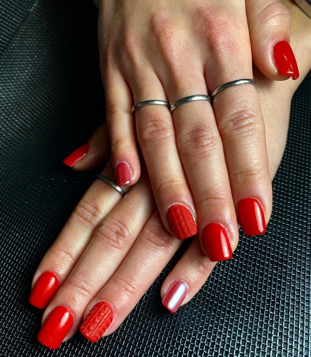 unghie rosse natalizie