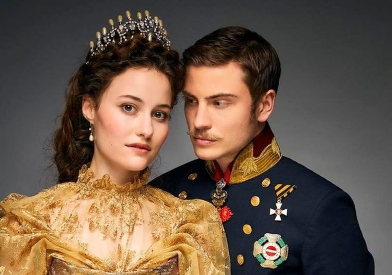 sissi romanzo serie tv