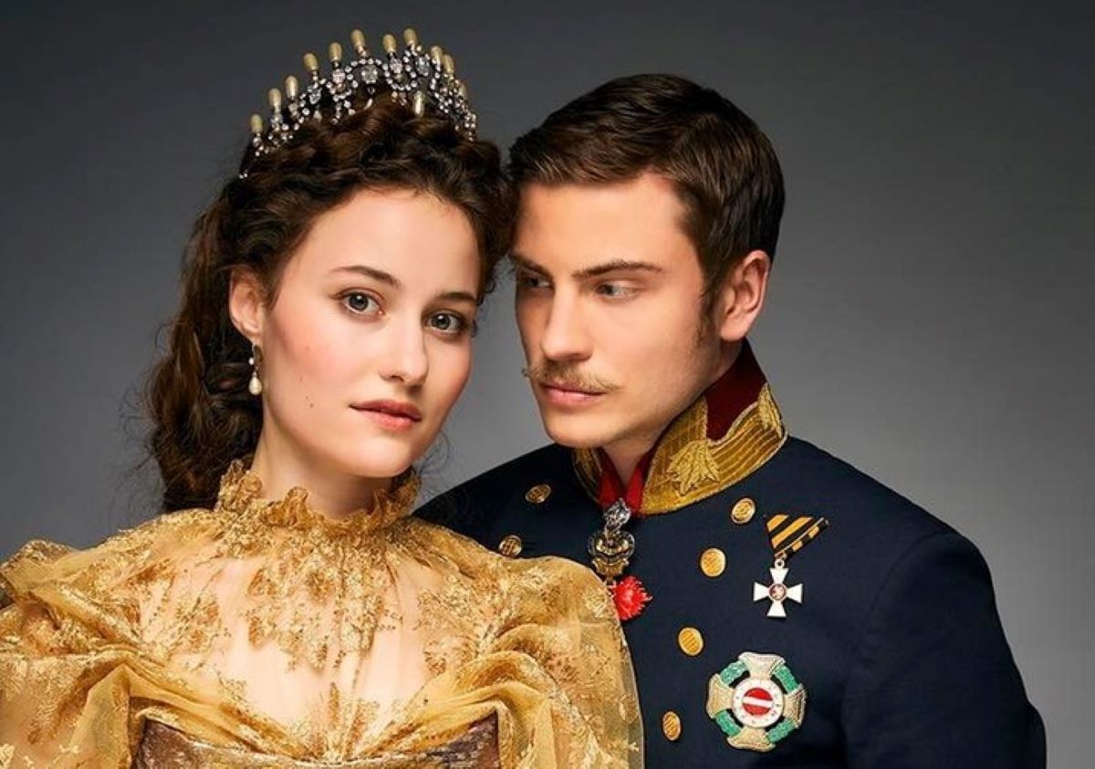 sissi romanzo serie tv