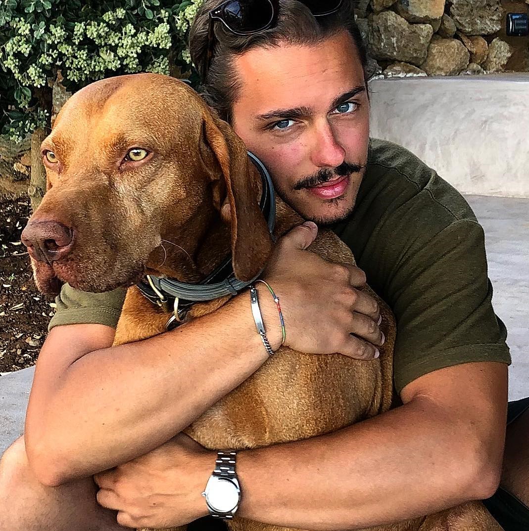 francesco leone chi &egrave;