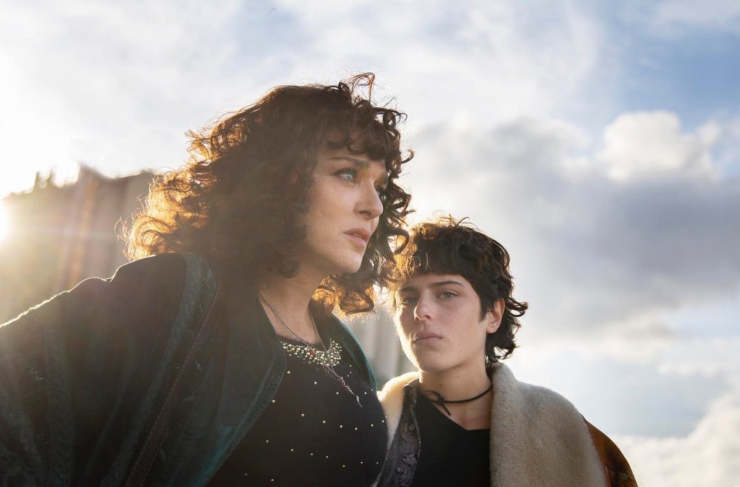 la vita bugiarda degli adulti netflix cast