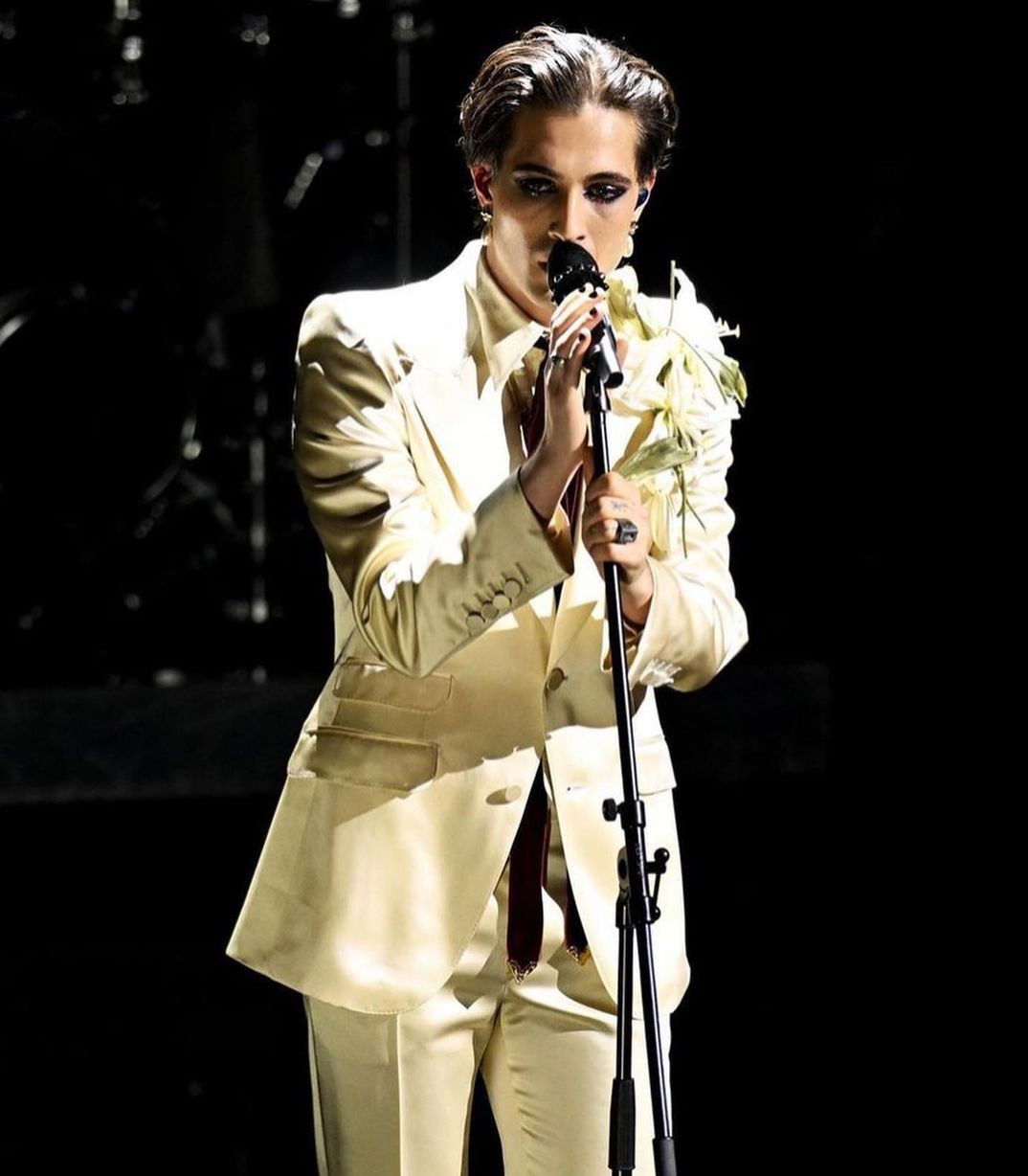 pagella look prima serata sanremo 2022