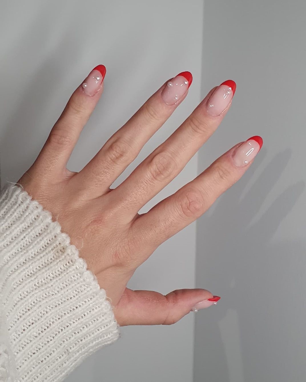 manicure con le perle