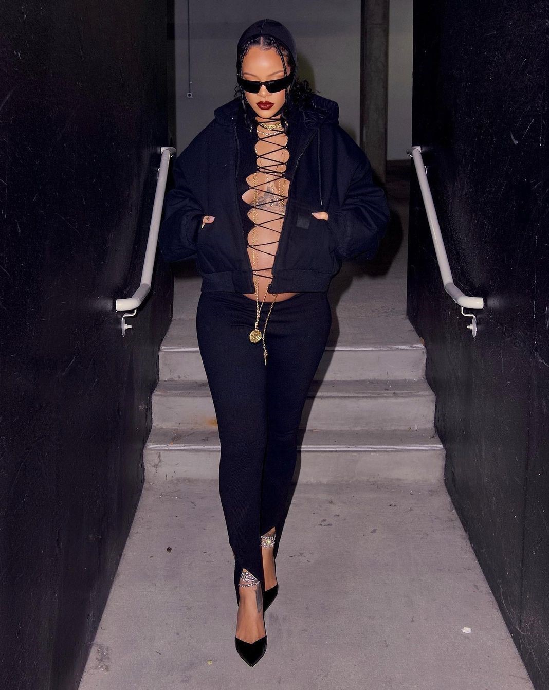 rihanna incinta paris fashion week