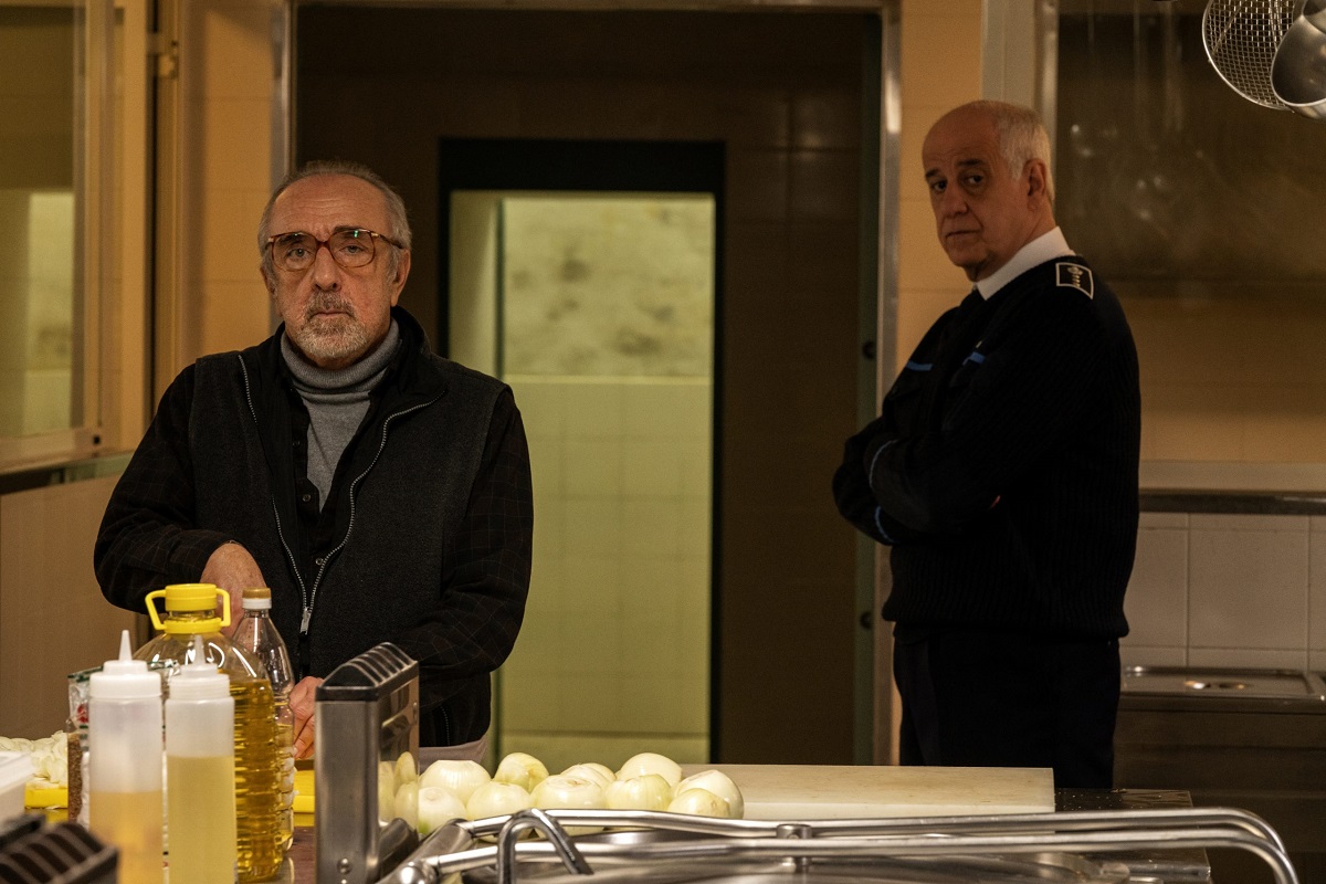 film di leonardo di costanzo