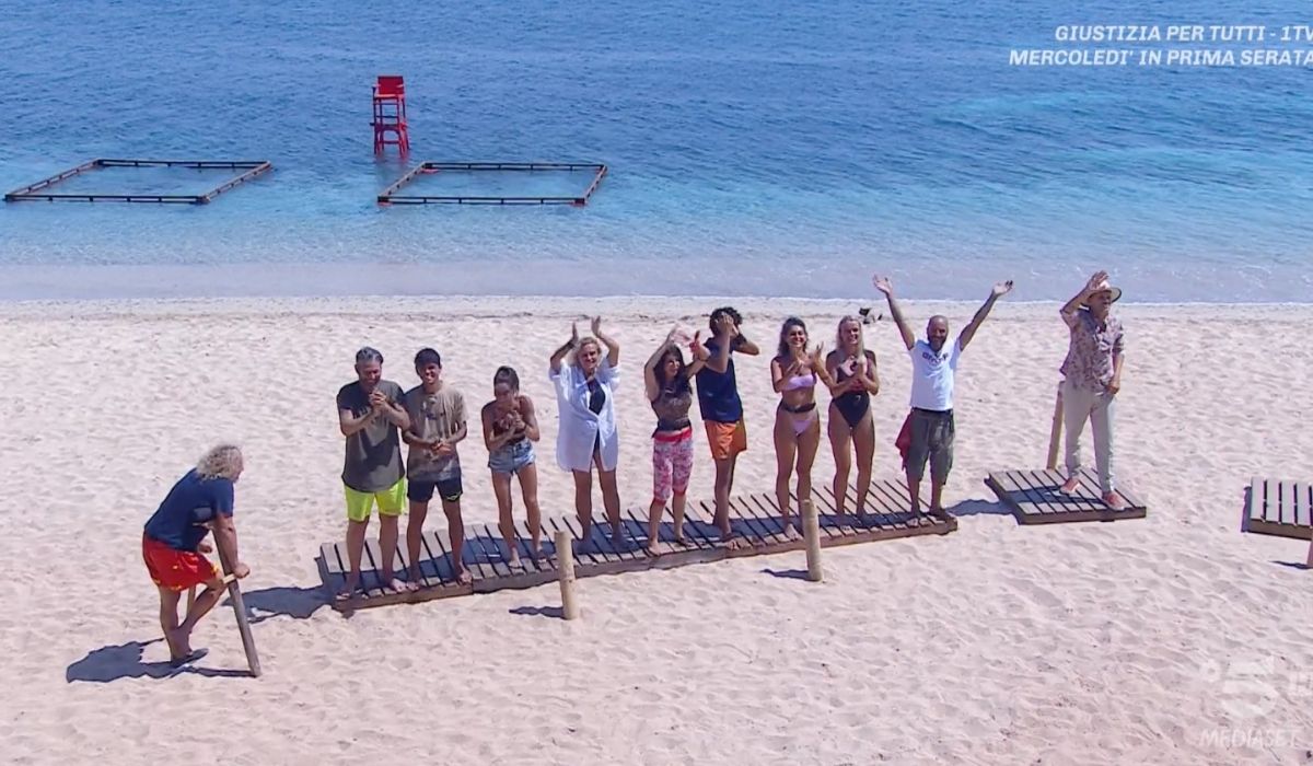 Isola Famosi Nick stampelle