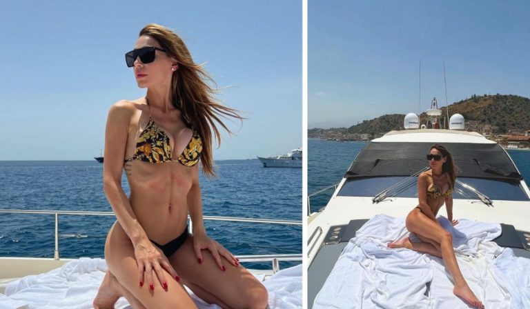 Anna Tatangelo bikini