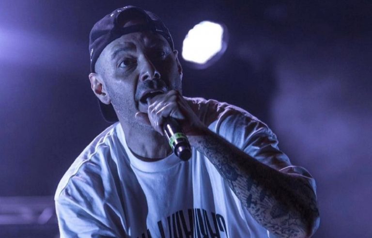 Fabri Fibra sul palco