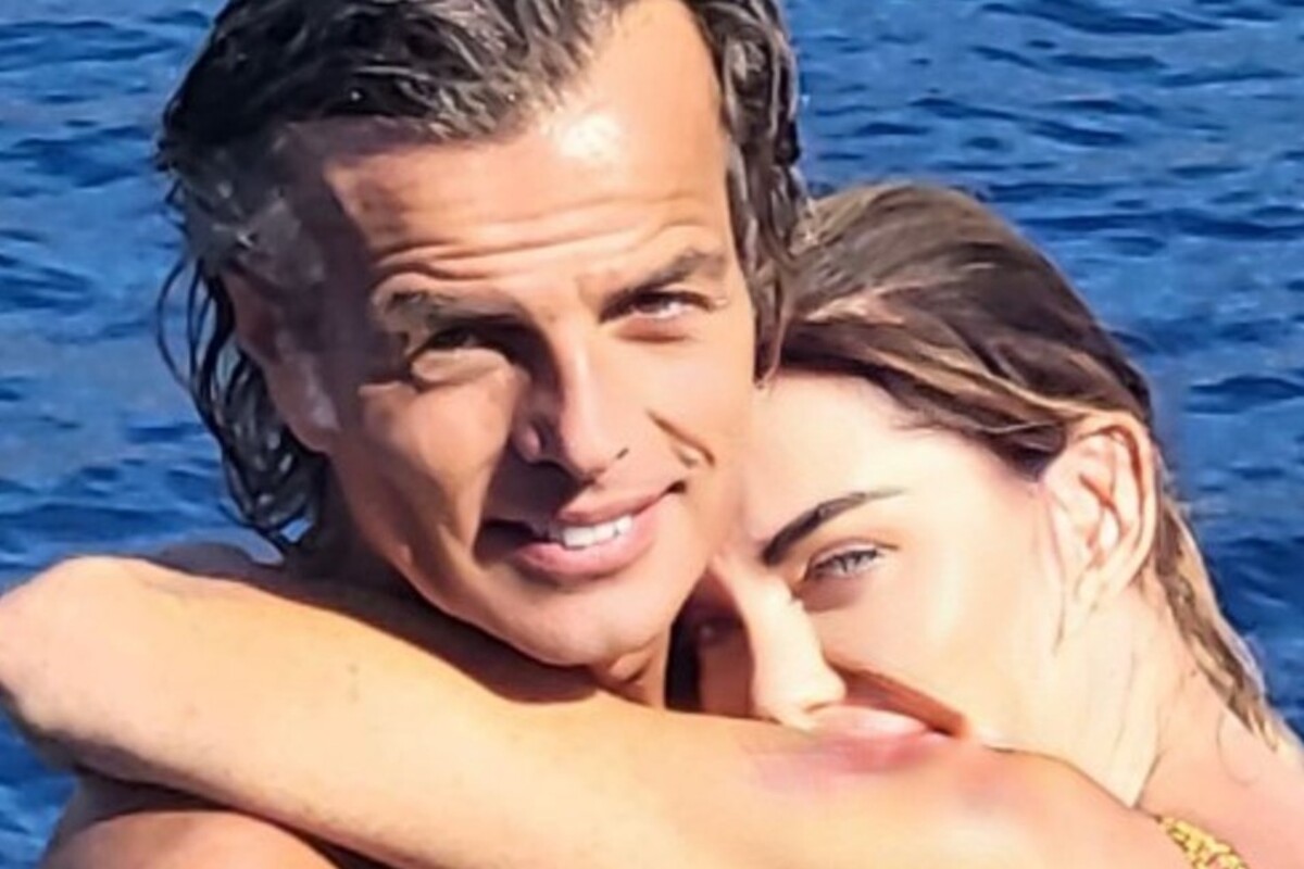 Alba Parietti dedica fidanzato Fabio