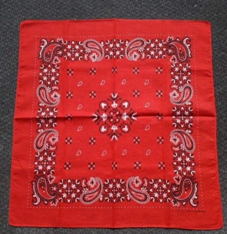 come mettere bandana tendenza 2022