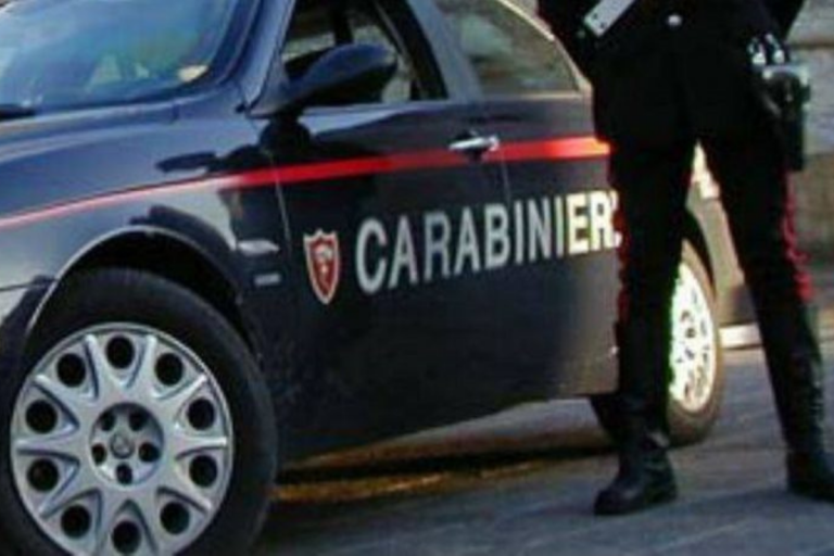 incidente ambulanza e auto