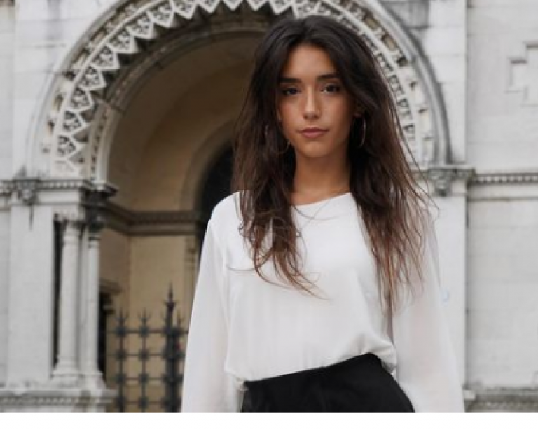 claudia bentrovato chi e ballerina amici 22