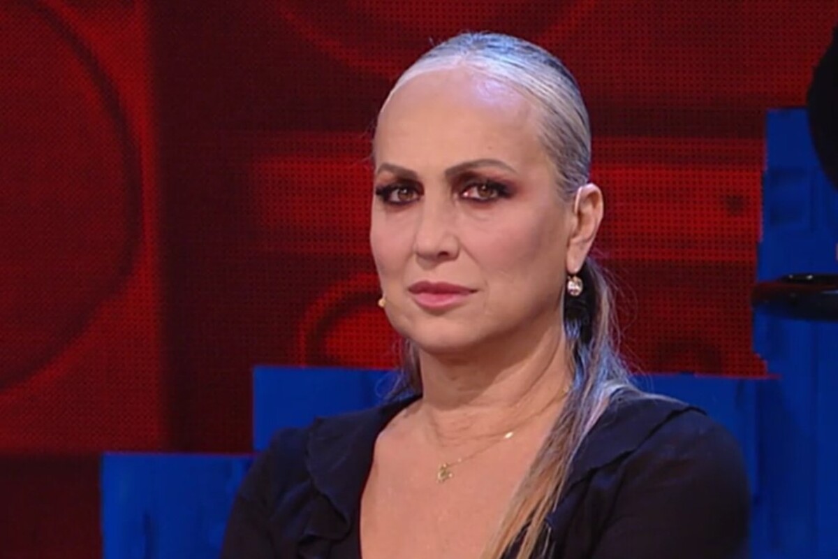 Alessandra Celentano denti