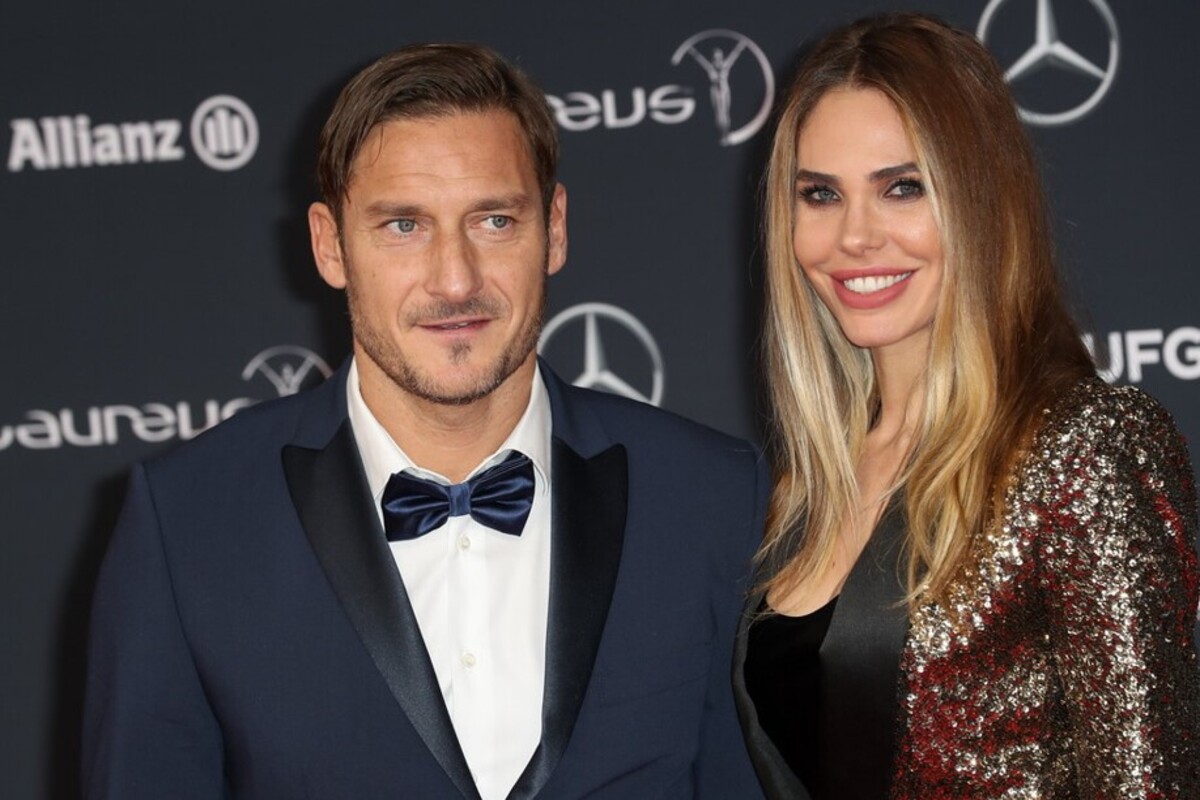 Totti nuovo avvocato Ilary