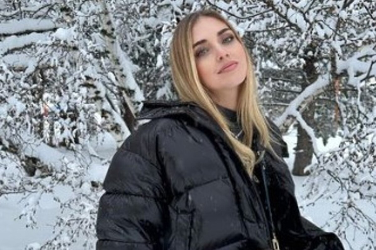 Chiara Ferragni cerotto braccio