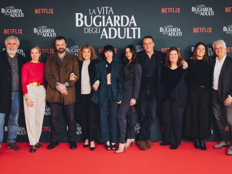 Il cast della nuova serie Netflix tratta dal romanzo di Elena Ferrante